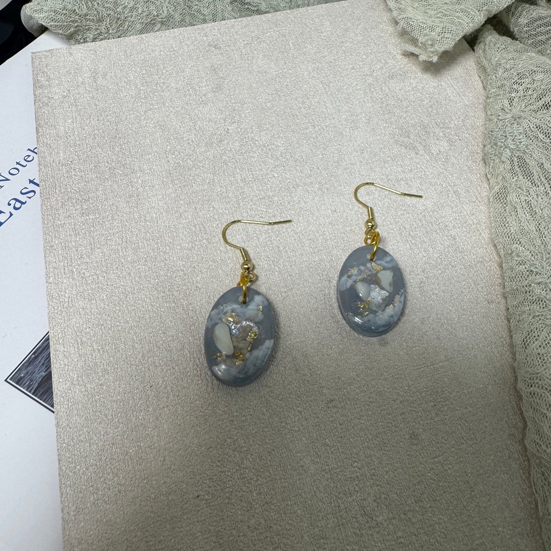 MUMU 海边时光波浪设计耳勾式耳环 925银针 HAND MADE - 耳环/耳夹 - 树脂 