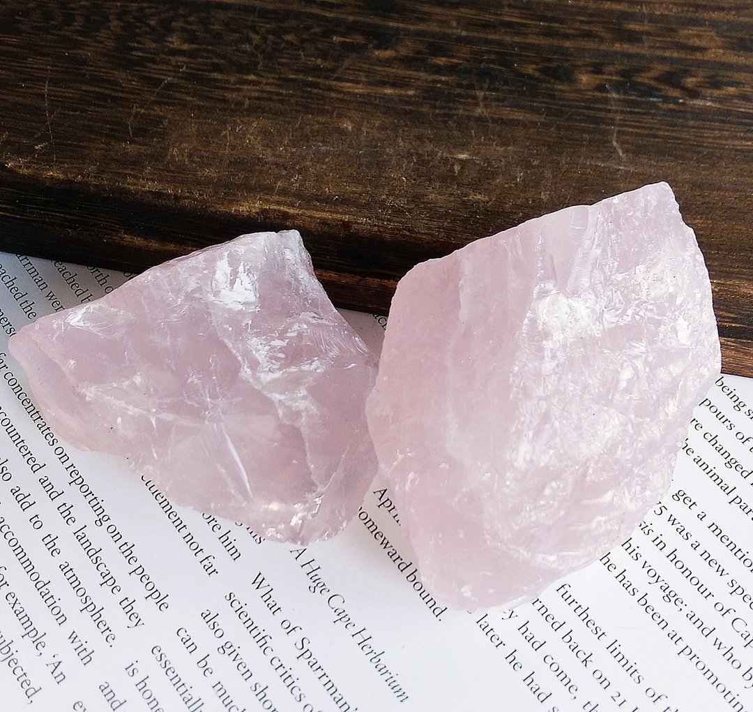 Rose Quartz  莫桑比克产地 天然粉晶  原石 原矿 一组2块 - 摆饰 - 其他材质 