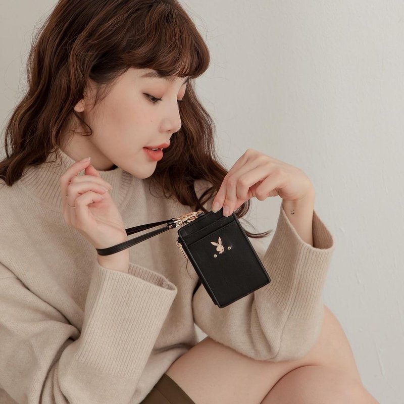 PLAYBOY  证件套(附颈挂绳与手挽带) Brilliant系列  黑色 - 其他 - 其他材质 黑色