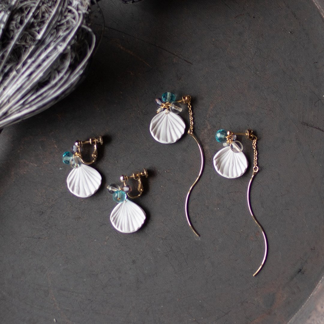 2way shell and foam earrings - 耳环/耳夹 - 粘土 蓝色