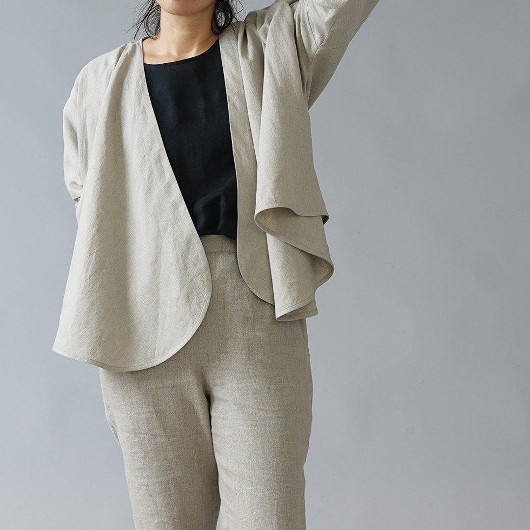 wafu --Pure flax open collar 衫 Lightweight Linen Curved Hem Bolero / Flax Beige h021d-amn1 - 女装上衣 - 亚麻 卡其色
