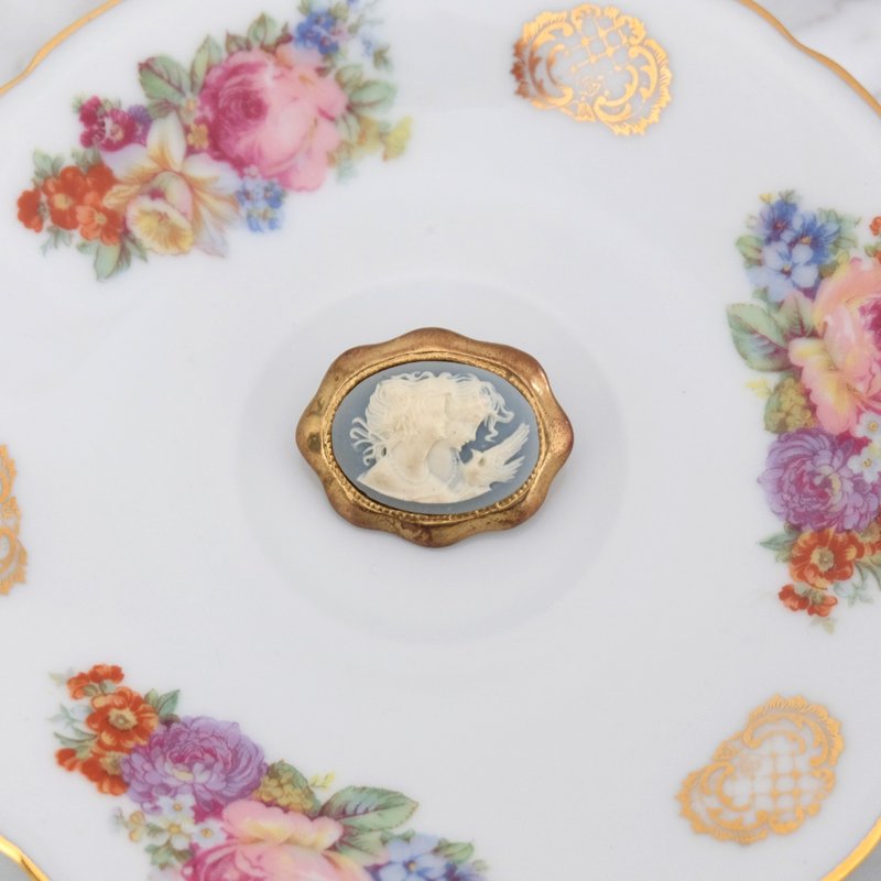 复古维多利亚风格鸽子浮雕胸针 - 胸针 - 贵金属 白色