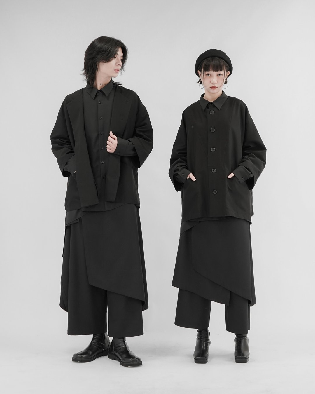 MUKK DESIGN 几何车线造型圆领七分袖外套 - 男装西装外套 - 聚酯纤维 黑色