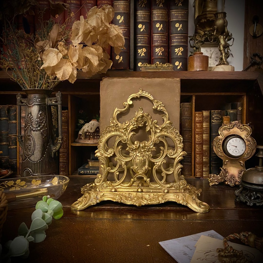 法国 19世纪末 Rococo 复兴风格 黄铜鎏金 大信件架 - 置物架/篮子 - 贵金属 