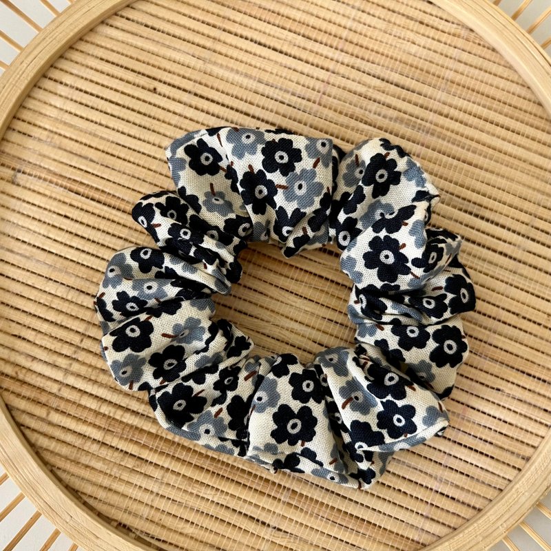 北欧花大肠发圈 - 发饰 - 棉．麻 