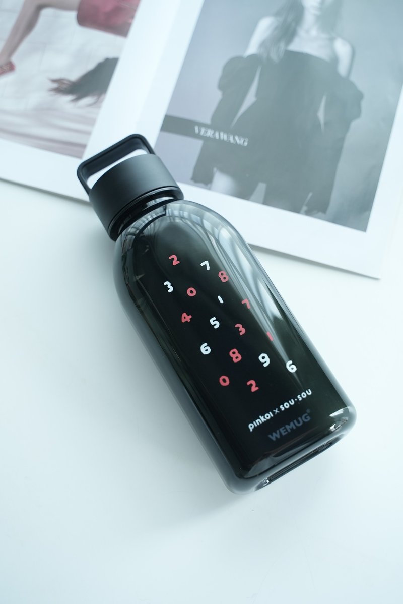 现货【Pinkoi x SOU・SOU】WEMUG提把大容量随身瓶 十数透黑 - 水瓶/水壶 - 塑料 多色