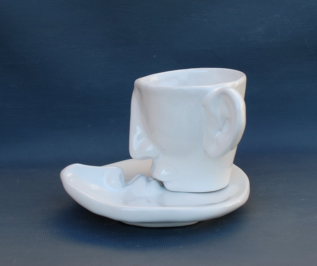 White Tea cup Saucer Set Kiss Ceramics Art object Surrealism Face mug - 茶具/茶杯 - 瓷 白色