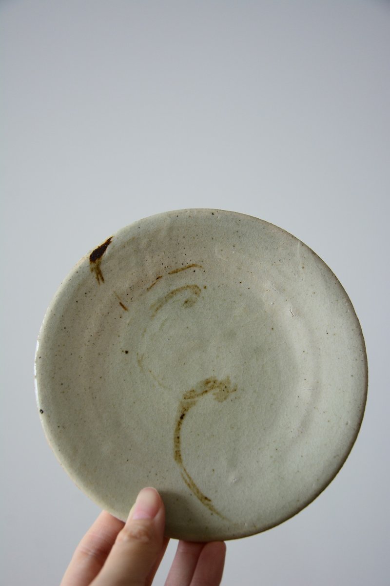 陶器 盘 灰釉 化妆土 - 盘子/餐盘/盘架 - 陶 