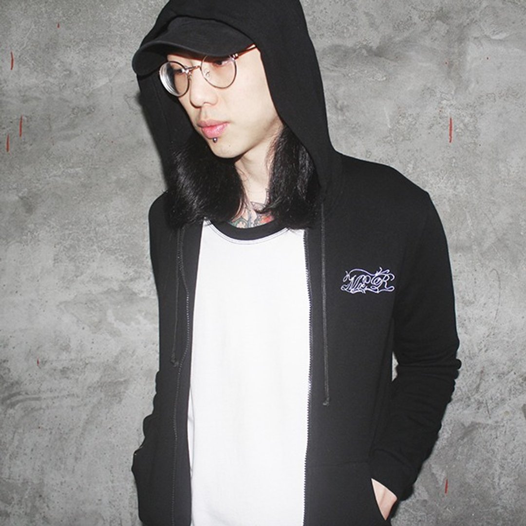 LOGO HOODIE LOGO刺绣连帽外套 黑色帽夹 (白色刺绣) - 中性连帽卫衣/T 恤 - 棉．麻 黑色