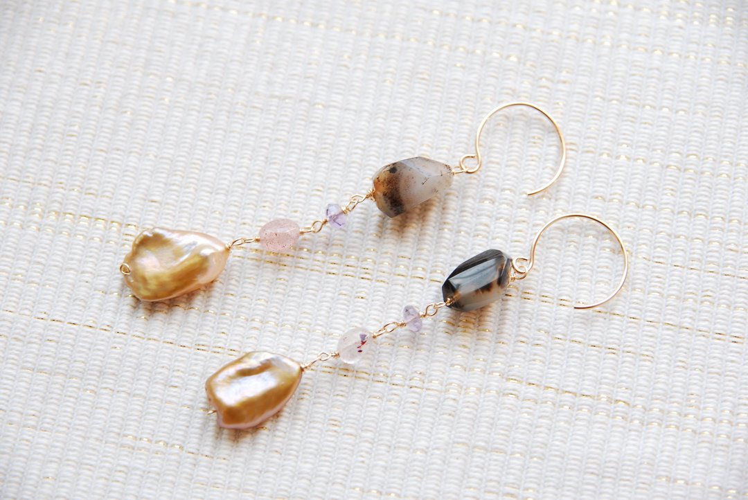 Dendrite quartz and poppy pearl earrings (14kgf) - 耳环/耳夹 - 宝石 咖啡色