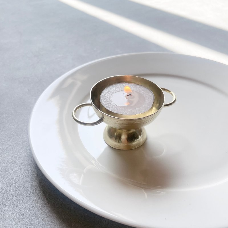 祝杯 黄铜茶蜡烛台 - 蜡烛/烛台 - 铜/黄铜 金色