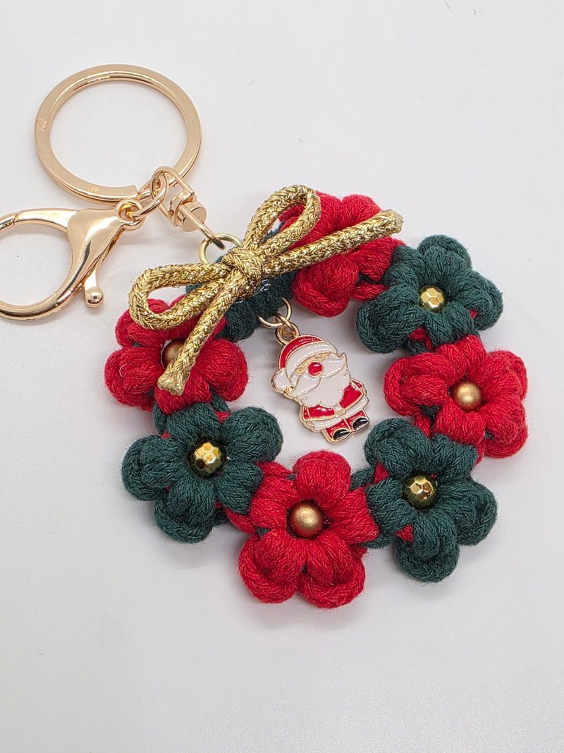 F.S.H 圣诞款设计。复古红绿色。编织款掌心迷你花环。吊饰钥匙圈 - 吊饰 - 棉．麻 红色