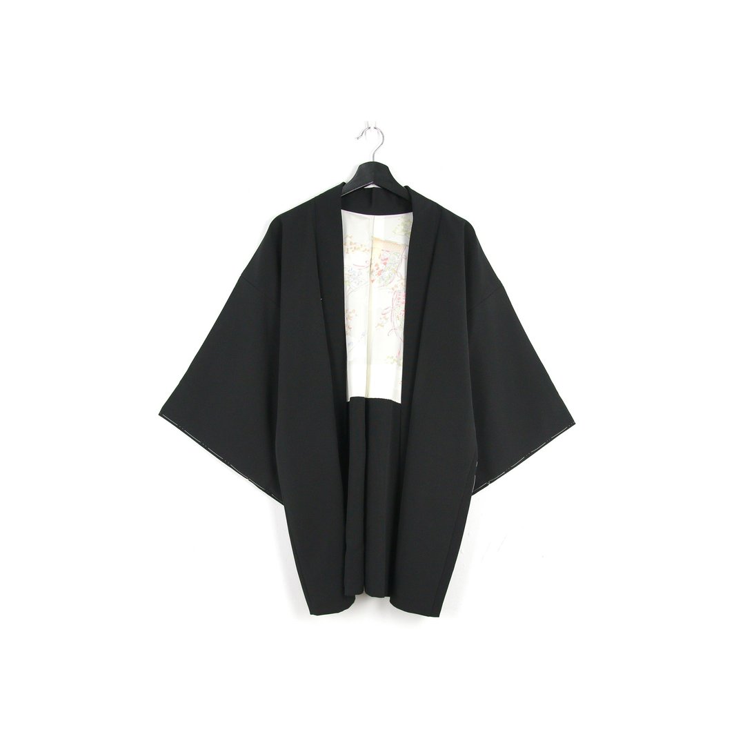 Back to Green-日本带回羽织 手工刺绣书本 /vintage kimono - 女装休闲/机能外套 - 丝．绢 