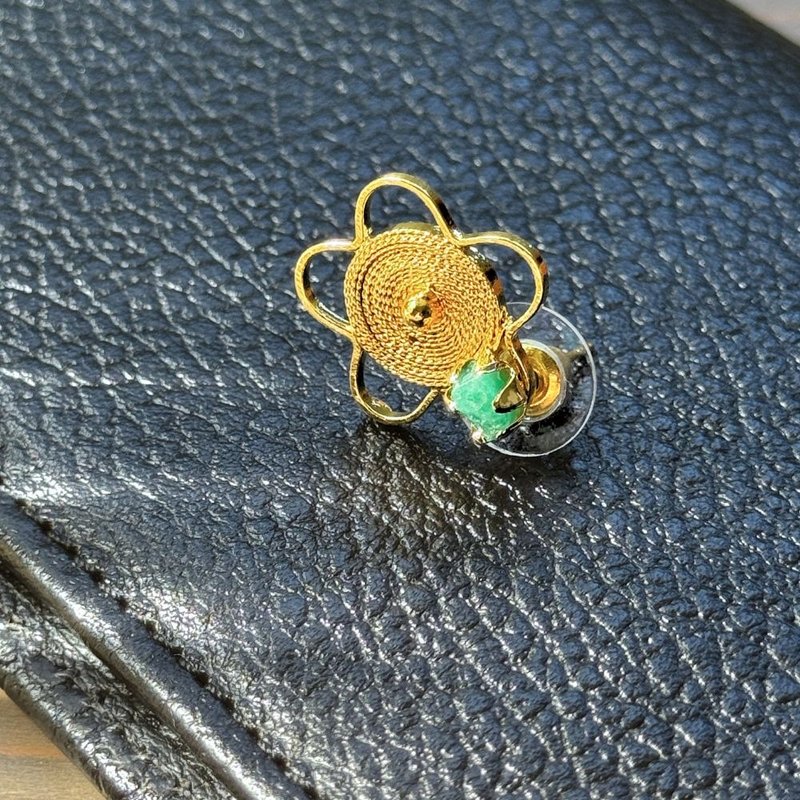 Bomboná 祖母绿原石系列 - Boom - 耳环/耳夹 - 宝石 绿色