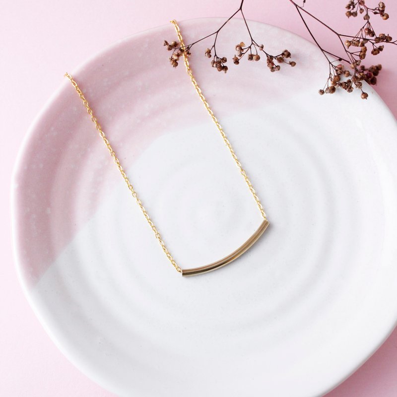 极简。微笑弯管黄铜锁骨项链 定制化 手敲字母 姊妹 朋友 礼物 - 项链 - 其他金属 金色