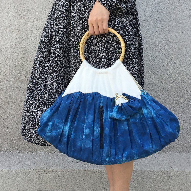 大容量手提袋 竹节 托特包 富士山神 蓝染 - 手提包/手提袋 - 棉．麻 蓝色