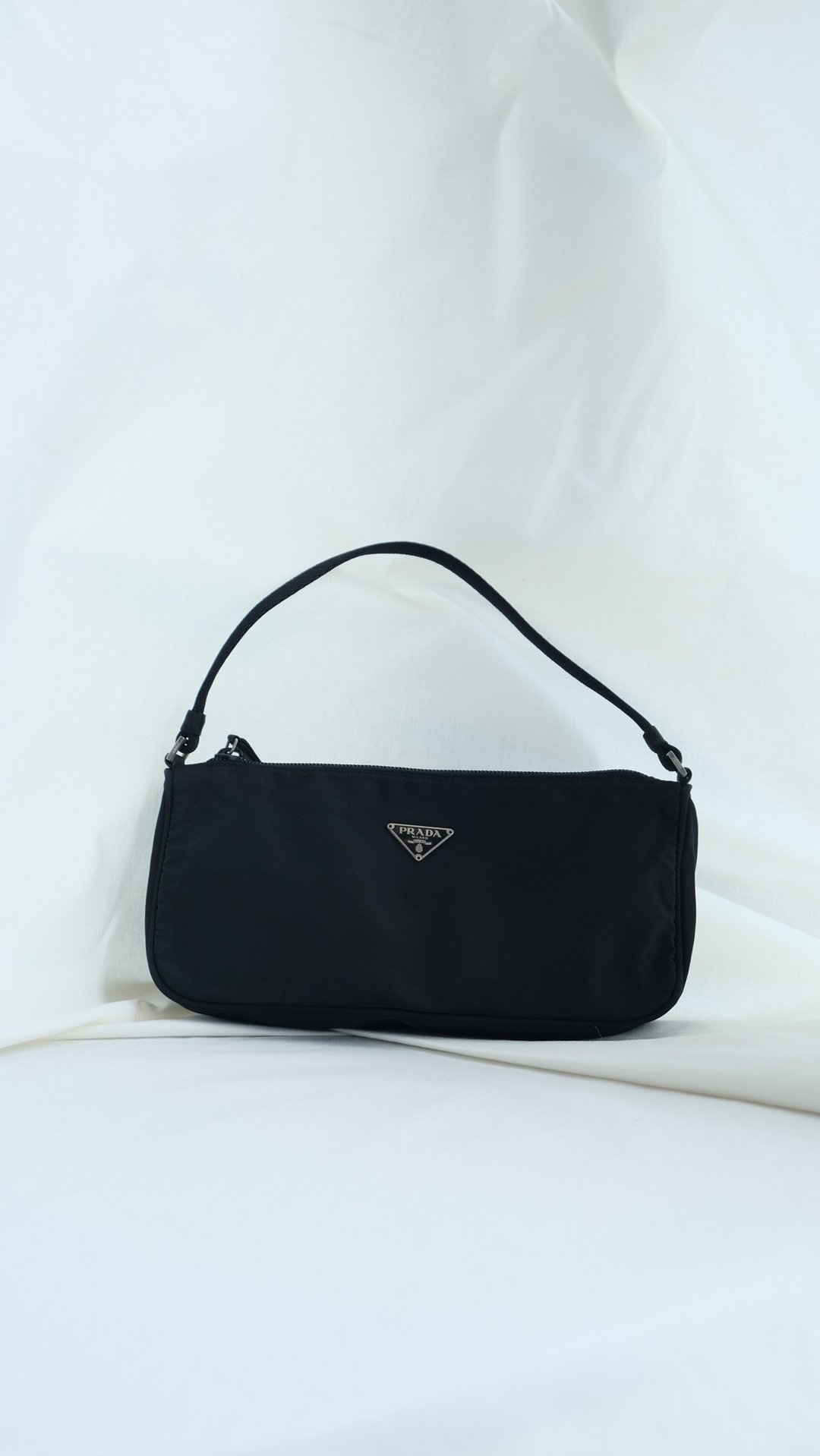 | RARE TO GO 中古 | PRADA三角标黑色手提包 腋下包 侧背包 - 手提包/手提袋 - 尼龙 黑色