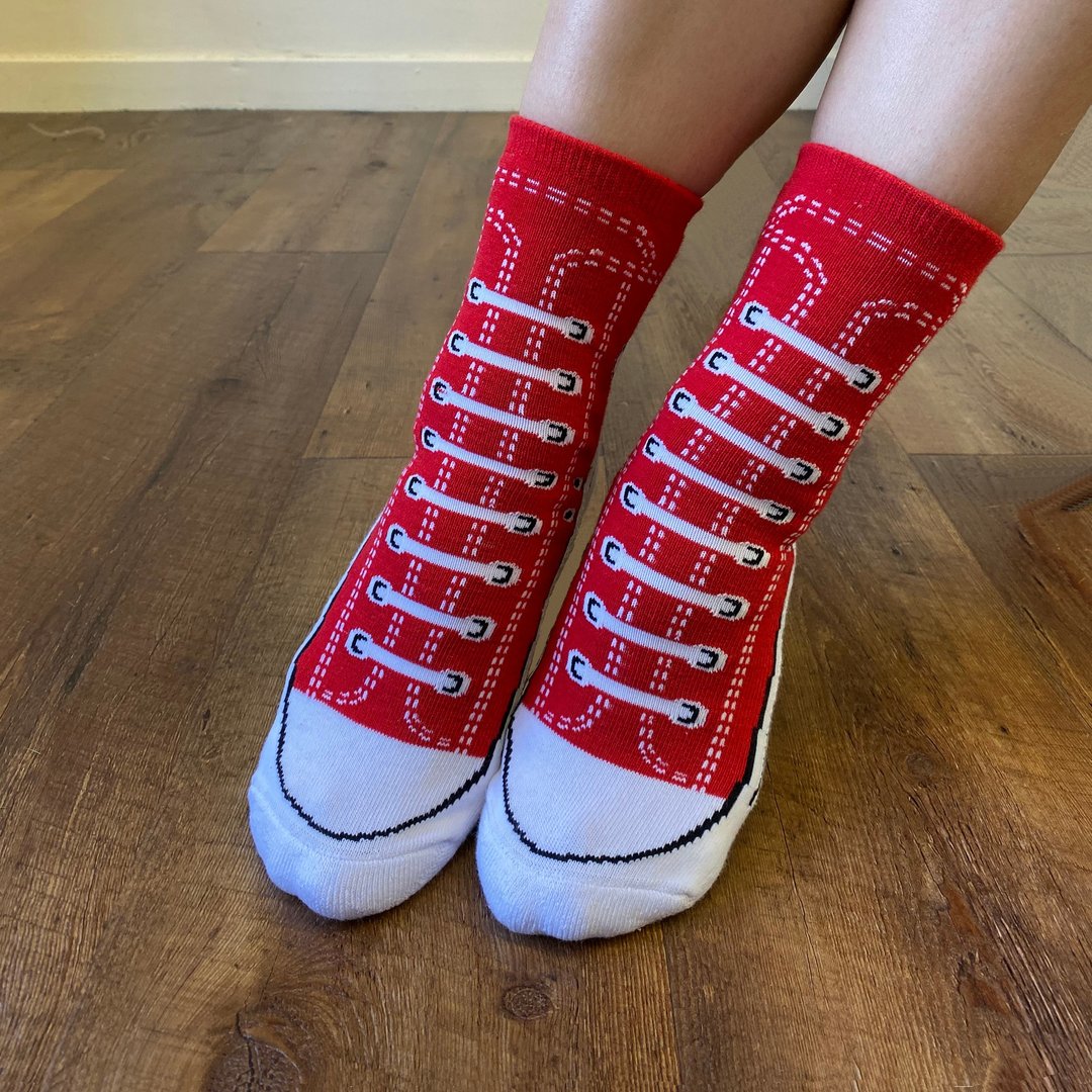 台湾原创设计【SOCKS 鞋型袜】RED WING│中筒袜 男袜 女袜 - 袜子 - 其他材质 红色