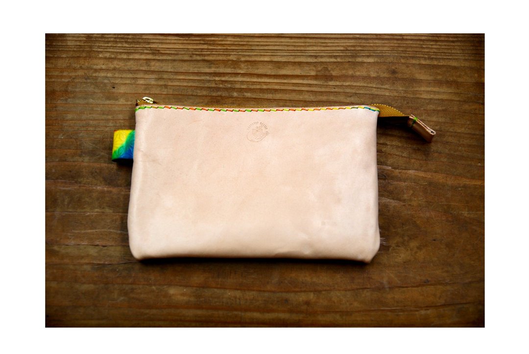 Tanned leather multi-pouch 19 stitch colors to choose from Makeup pouch Accessory case - 化妆包/杂物包 - 真皮 