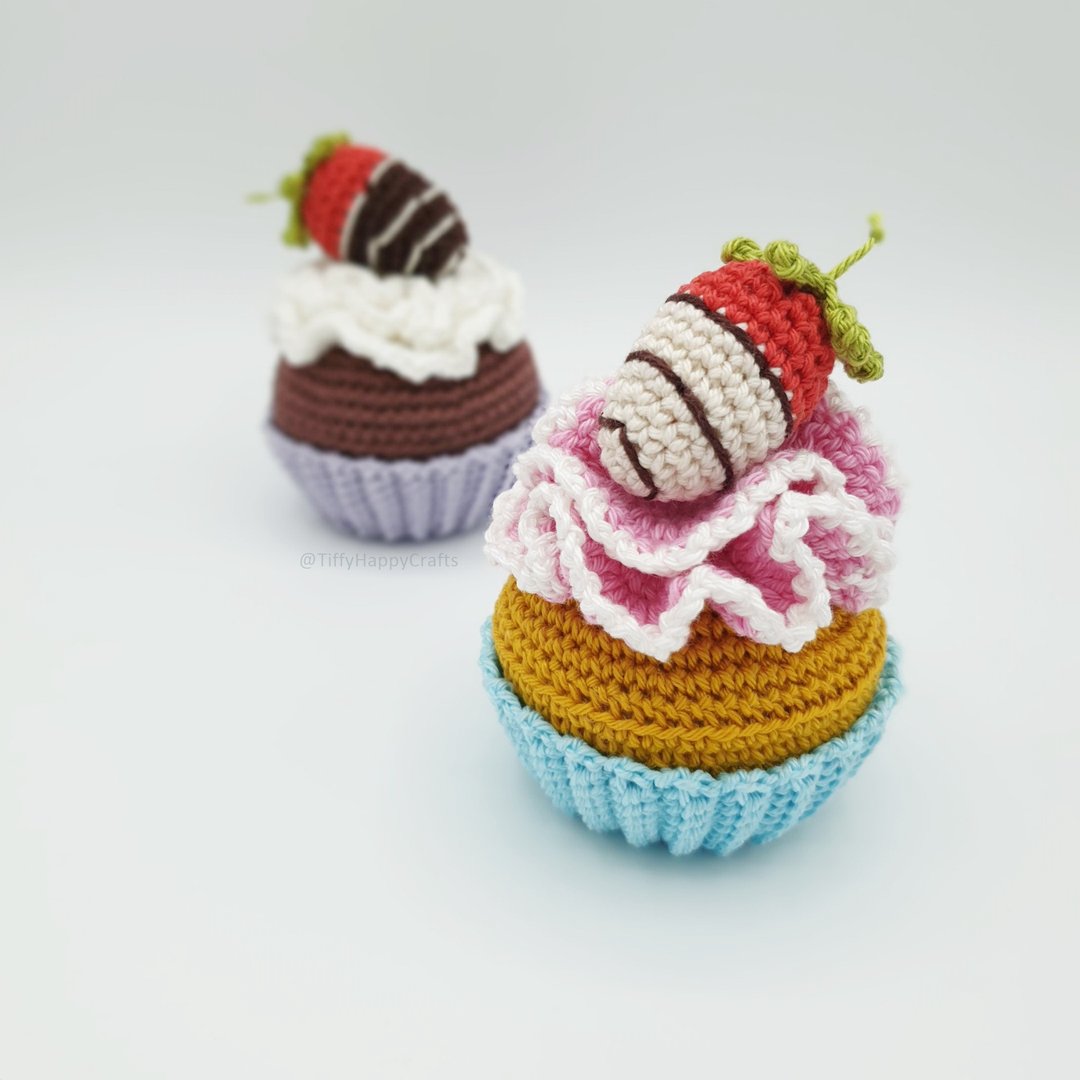 草莓纸杯蛋糕 | Amigurumi 钩针图案 PDF - 手工艺教程/工具书 - 其他材质 