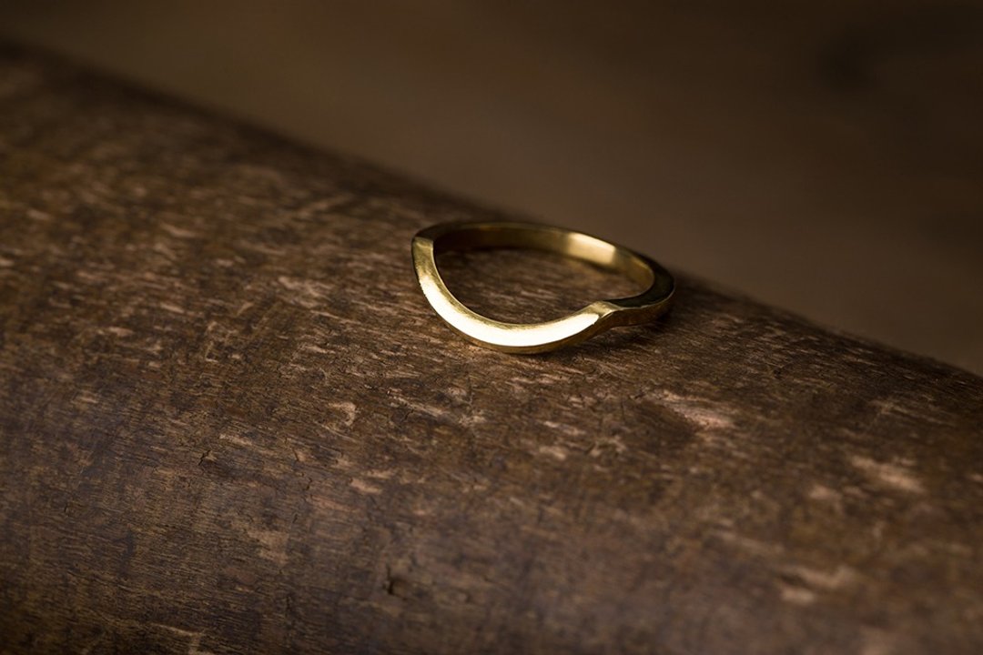 执拗与白眼 戒指 Eye-Rolling Ring - 戒指 - 其他金属 金色