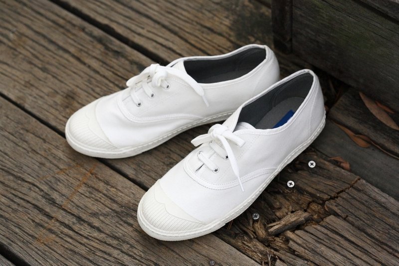 瑕疵出清-鞋面上有轻微的黄斑-休闲鞋-KARA 经典白 - 女款休闲鞋 - 棉．麻 