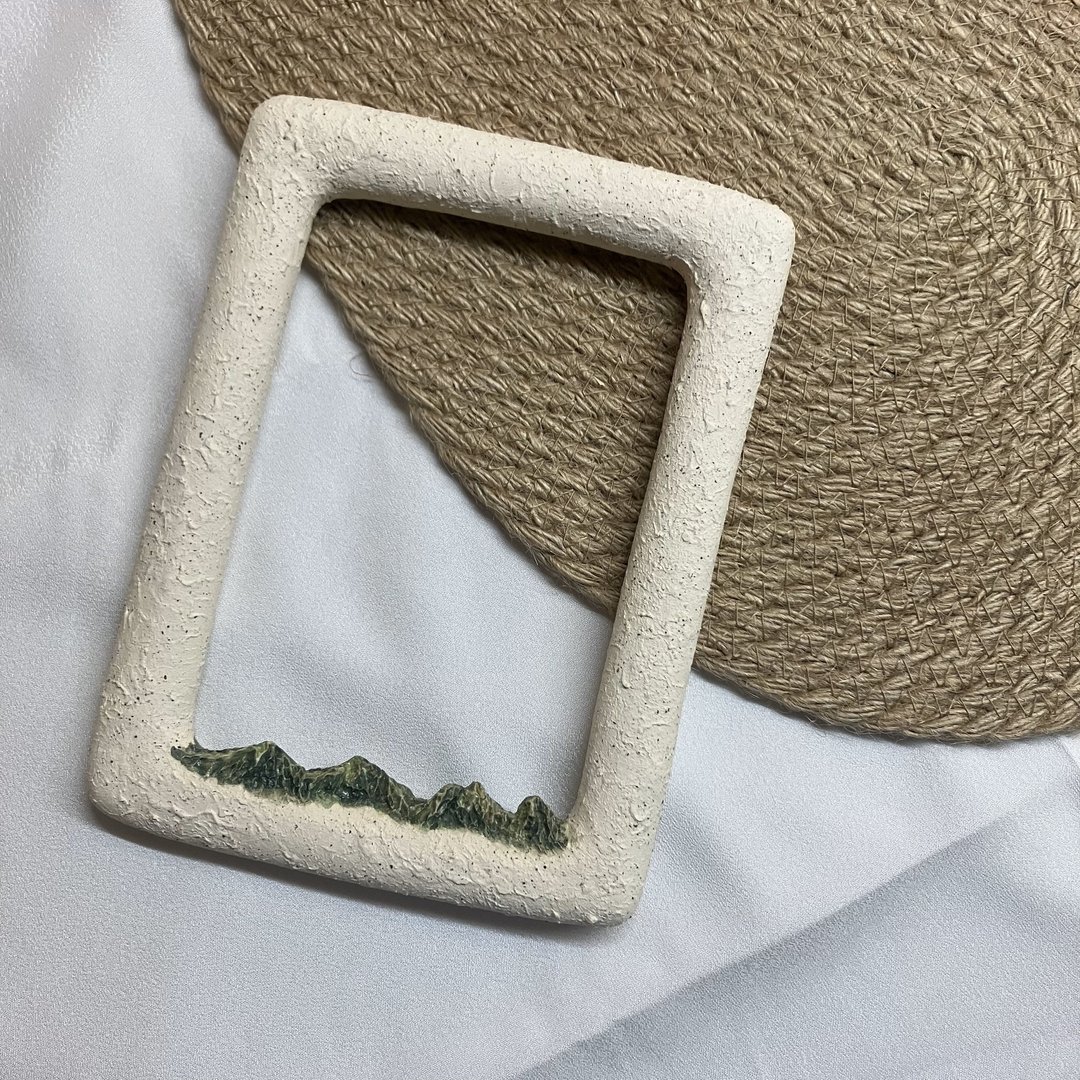 【仅此一件】温蒂山 No.001 - 壁贴式陶瓷框 | 适用 4x6 直式相片 - 摆饰 - 陶 