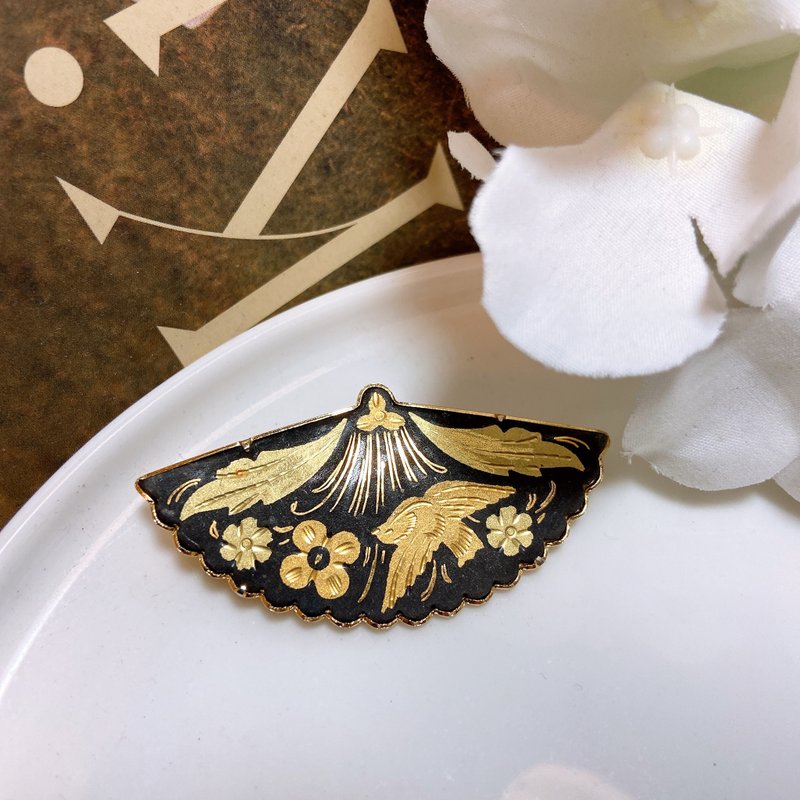 【西洋古董饰品】西班牙大马士革24K工艺 扇型鸟语花香 胸针胸章 - 胸针 - 贵金属 金色