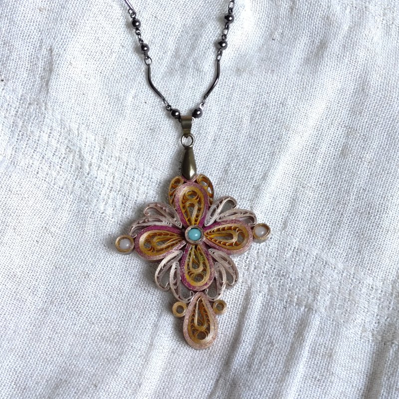 长版橘红双色仿金花式卷纸珠饰搭配金属链古典风项链 - 项链 - 纸 橘色