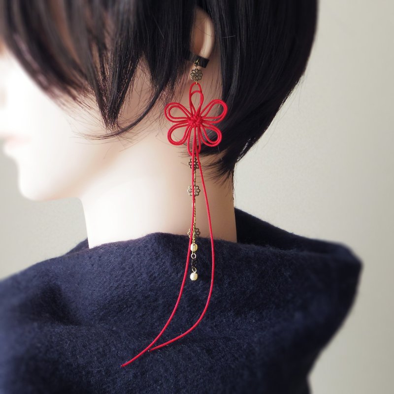 装饰结绳・单只耳 cuff【轻巧日式风】适合浴衣、和服或日常配戴。 - 耳环/耳夹 - 其他金属 红色