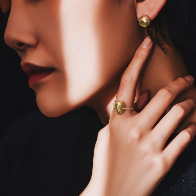 Meteor - 迷途之星系列 小陨石纯银戒指-镀金 - 戒指 - 纯银 金色