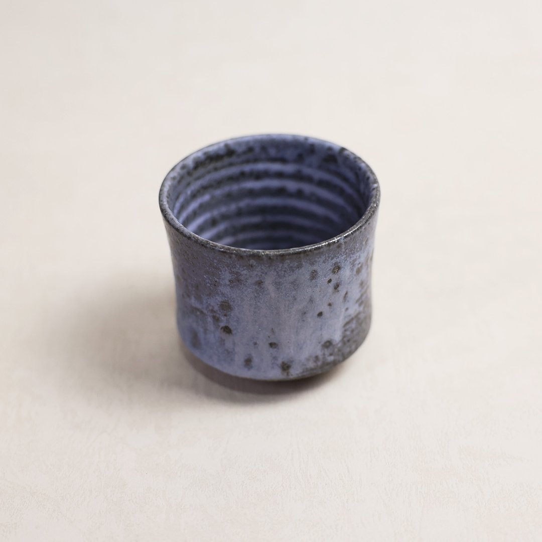 明芽窑 l 柴烧灰釉铁斑水杯 陶杯 蓝 茶杯 杯子 陶器 T - 茶具/茶杯 - 陶 蓝色