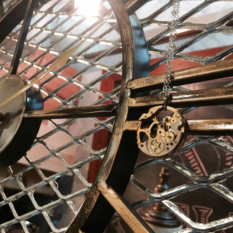 Frozen Time | 钟表夹板项链 - 项链 - 其他金属 金色