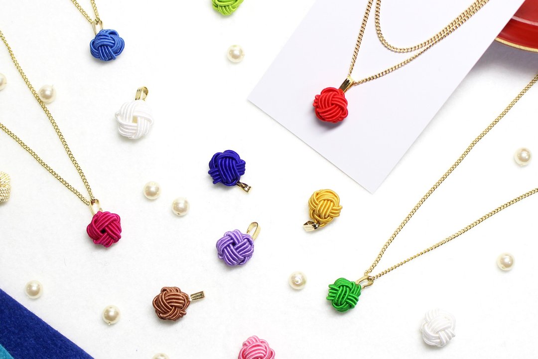 japan necklace, mizuhiki, japanese designer, kimono, dress, knot,ball - 项链 - 丝．绢 多色