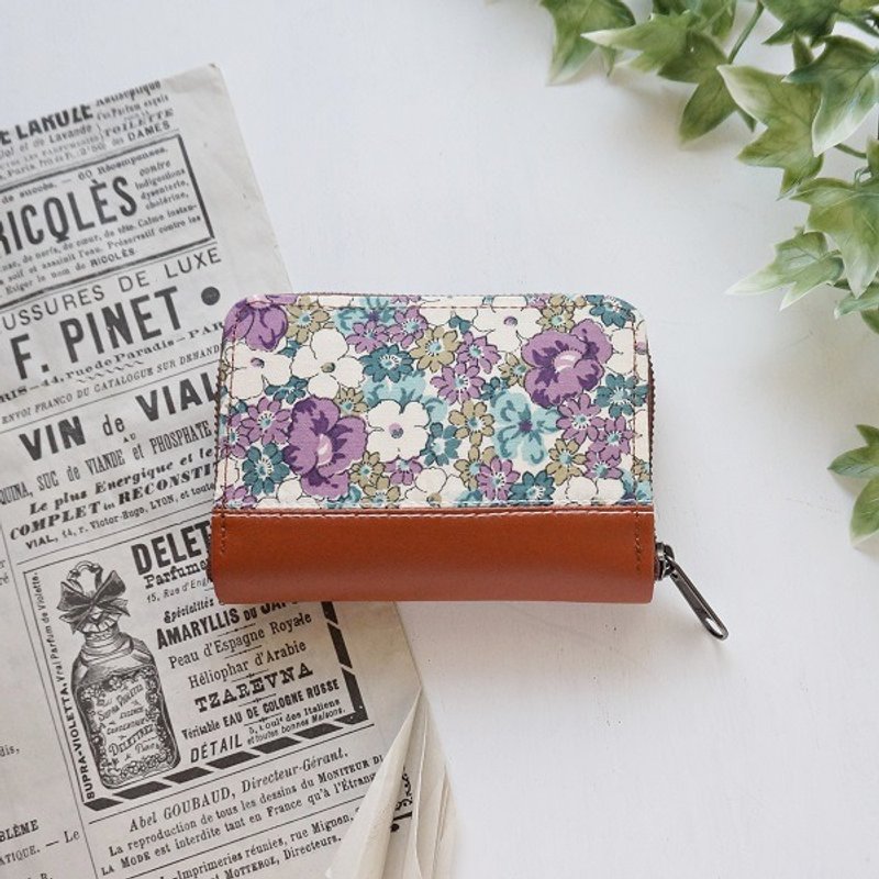 Blue-purple flower pattern ◆ Small round zipper purse - 零钱包 - 棉．麻 紫色