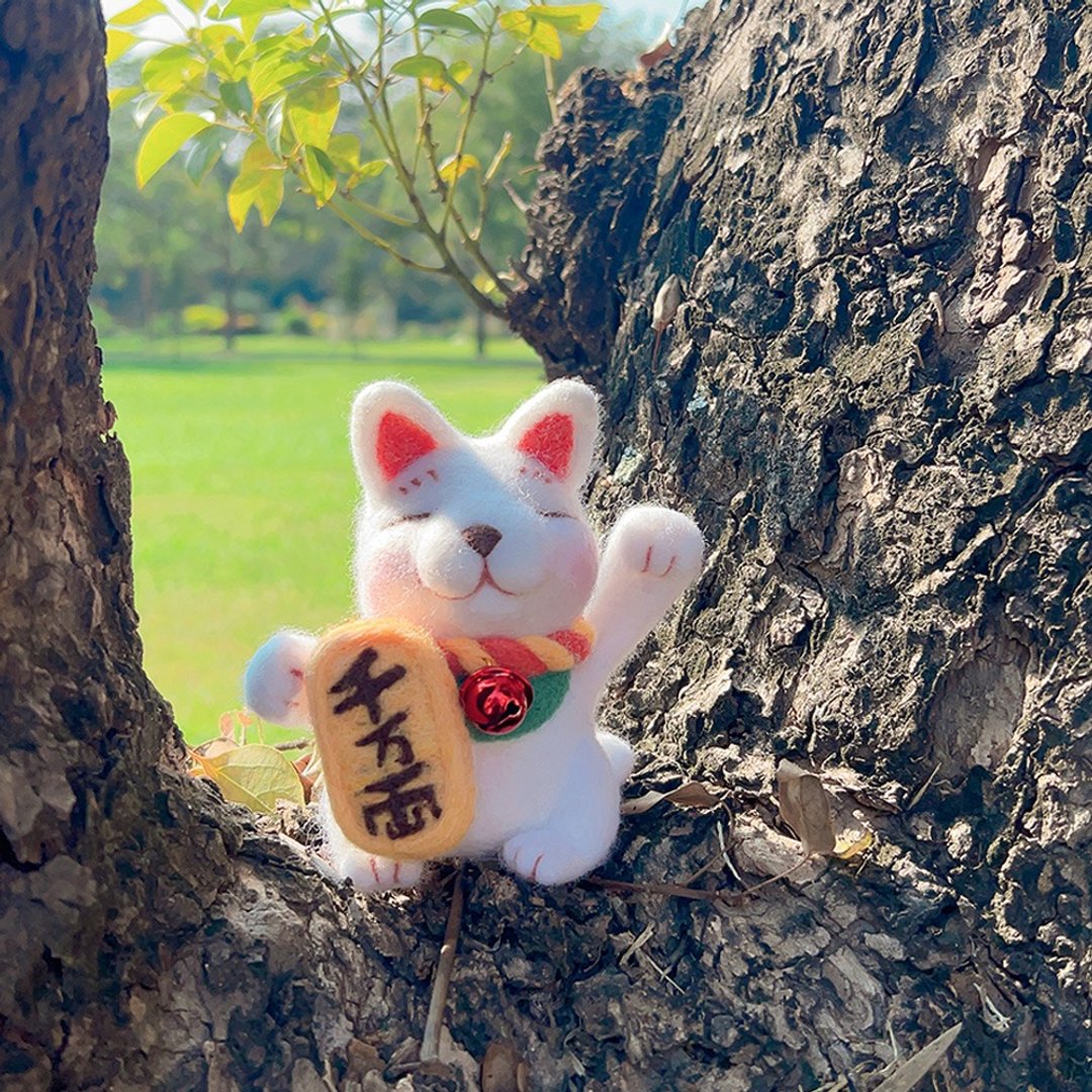 兔包制纯手工招财猫羊毛毡 新年开运小物 - 摆饰 - 羊毛 白色