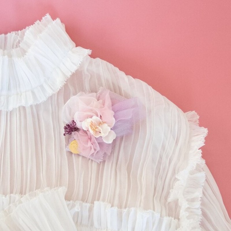 Sakura blooming corsage | Blooming knitting mariage - 胸花/手腕花 - 其他材质 粉红色