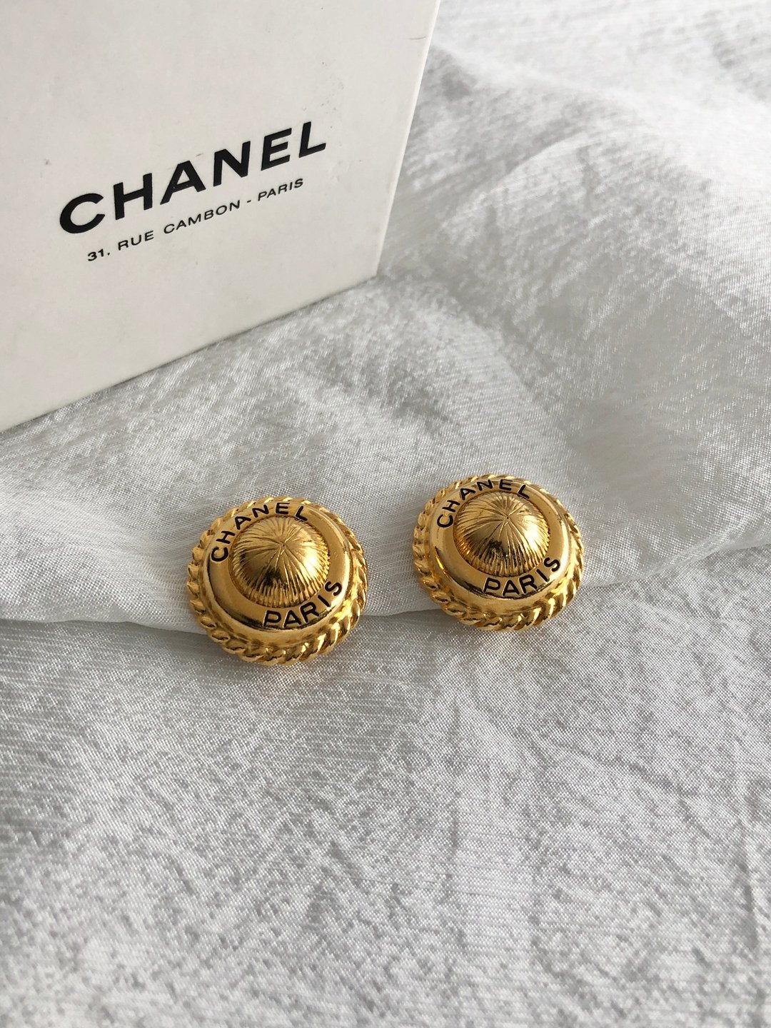 【日本直送 名牌中古包】CHANEL 香奈儿 经典金属圆形 Logo 复古耳环 - 耳环/耳夹 - 其他材质 金色