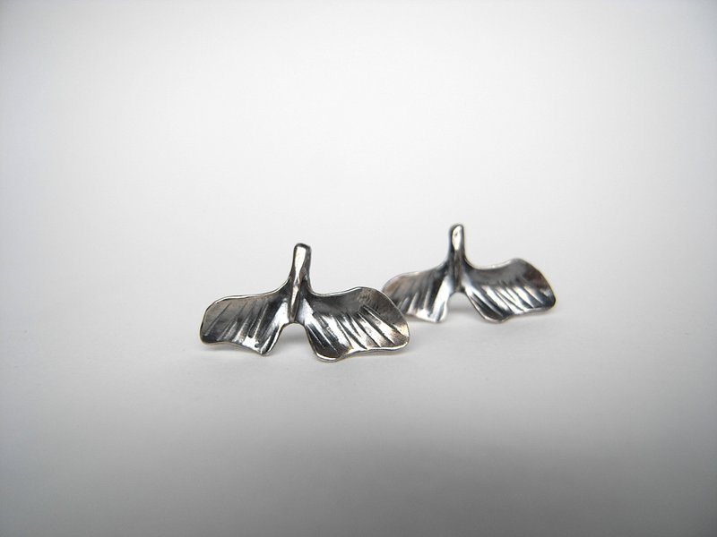 海生系列_鲸尾_纯银耳饰 - 耳环/耳夹 - 其他金属 银色