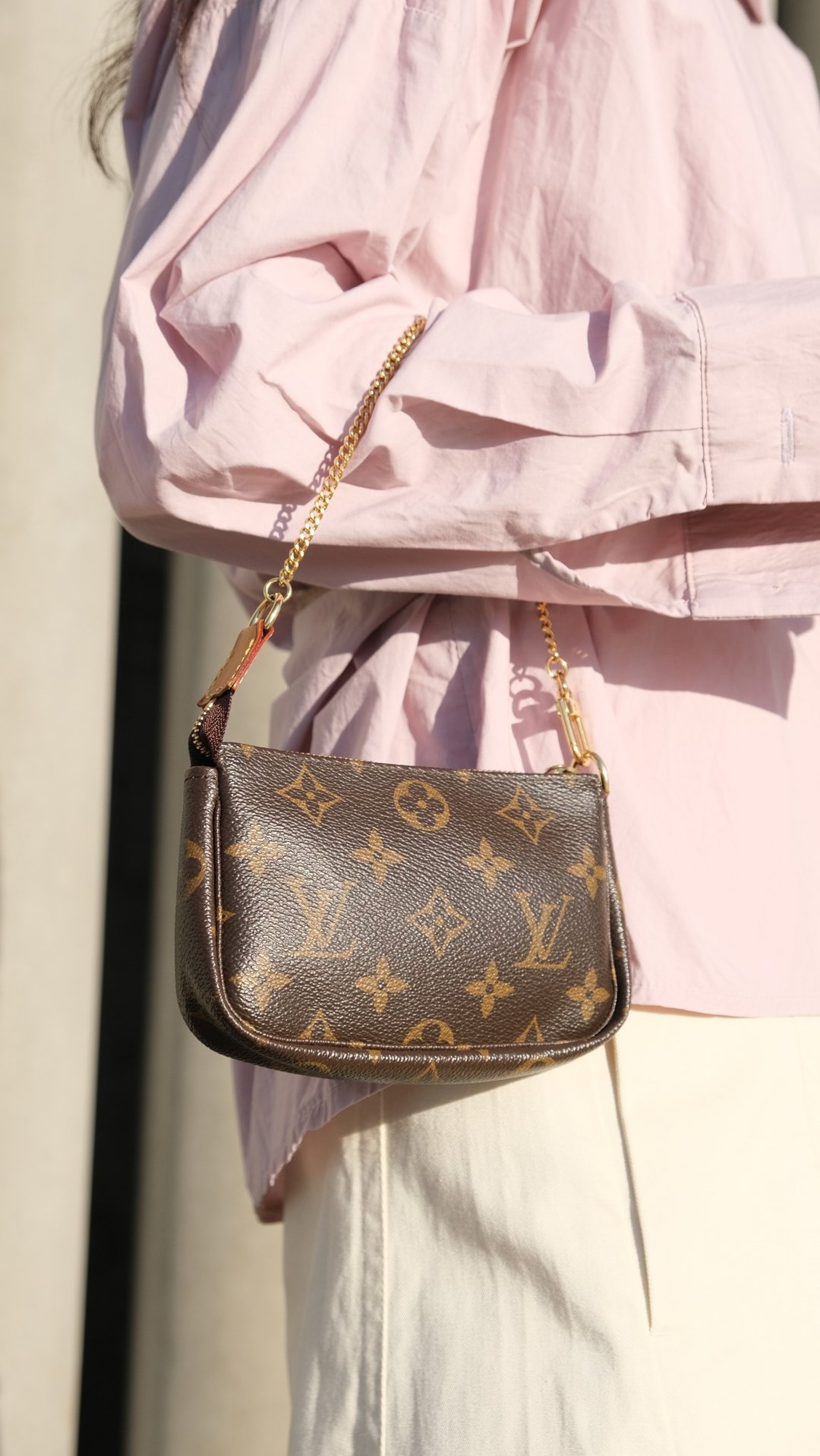LOUIS VUITTON LV Monogram Mini Pochette bag 手提包 日本中古 - 手提包/手提袋 - 真皮 咖啡色