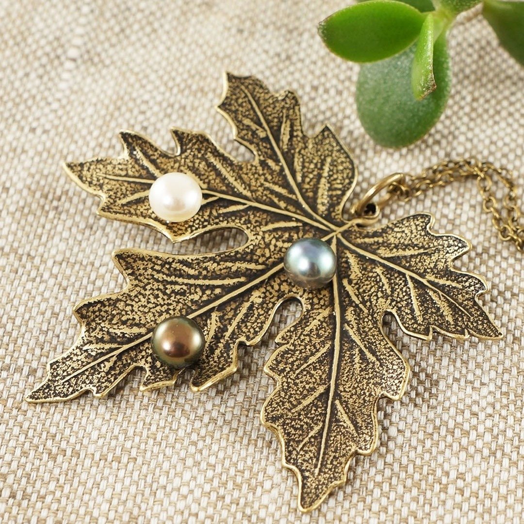 Brass Maple Leaf Necklace Pearl Forest Botanical Large Pendant Necklace Jewelry - 项链 - 铜/黄铜 金色