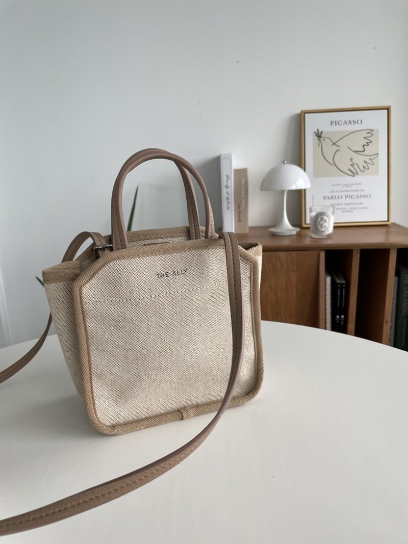 韩国 The Ally | MINI DANA BAG | 小 | 米色 | 手袋 单肩包 - 手提包/手提袋 - 棉．麻 卡其色