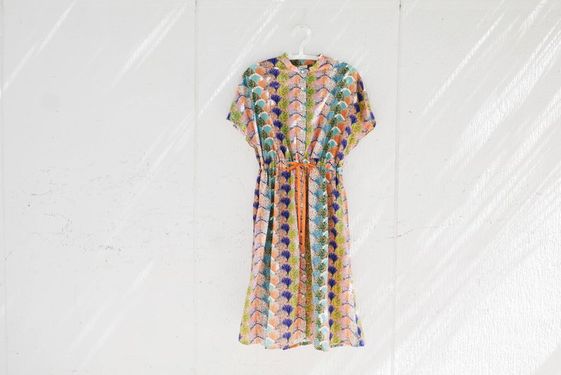 WOMAN - 立领连袖抽绳洋装/吉本悠美/木下桃子/一柳绫乃 - 洋装/连衣裙 - 棉．麻 多色