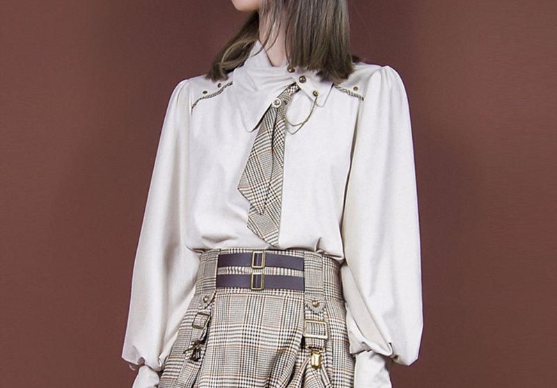 【灯笼袖】哥特风复古 高斜领白绒面/套头长袖 - 女装上衣 - 其他材质 白色