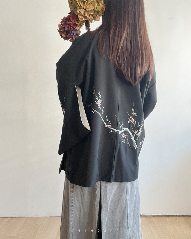 日本制和风刺绣黑色古着羽织和服外套 - 女装休闲/机能外套 - 聚酯纤维 黑色