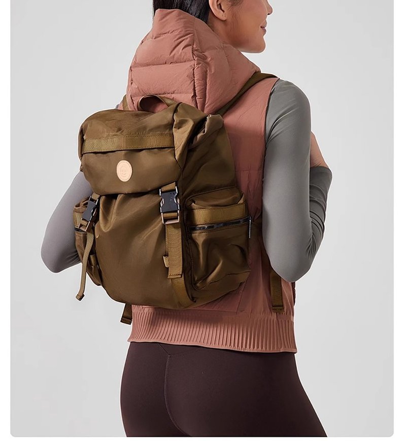 图集 参数 大容量男女同款休闲通勤运动双肩包防水耐磨户外骑 - 侧背包/斜挎包 - 真皮 多色