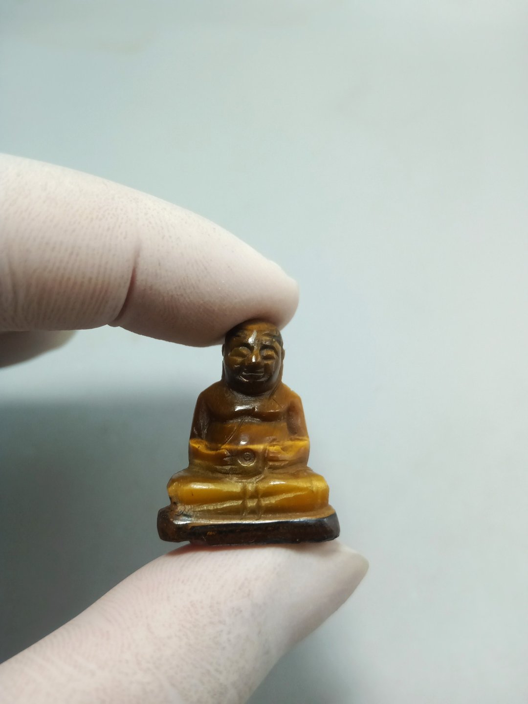 25 毫米手工雕刻虎眼石快乐佛雕像 100% 正品天然石材 - 其他 - 石头 