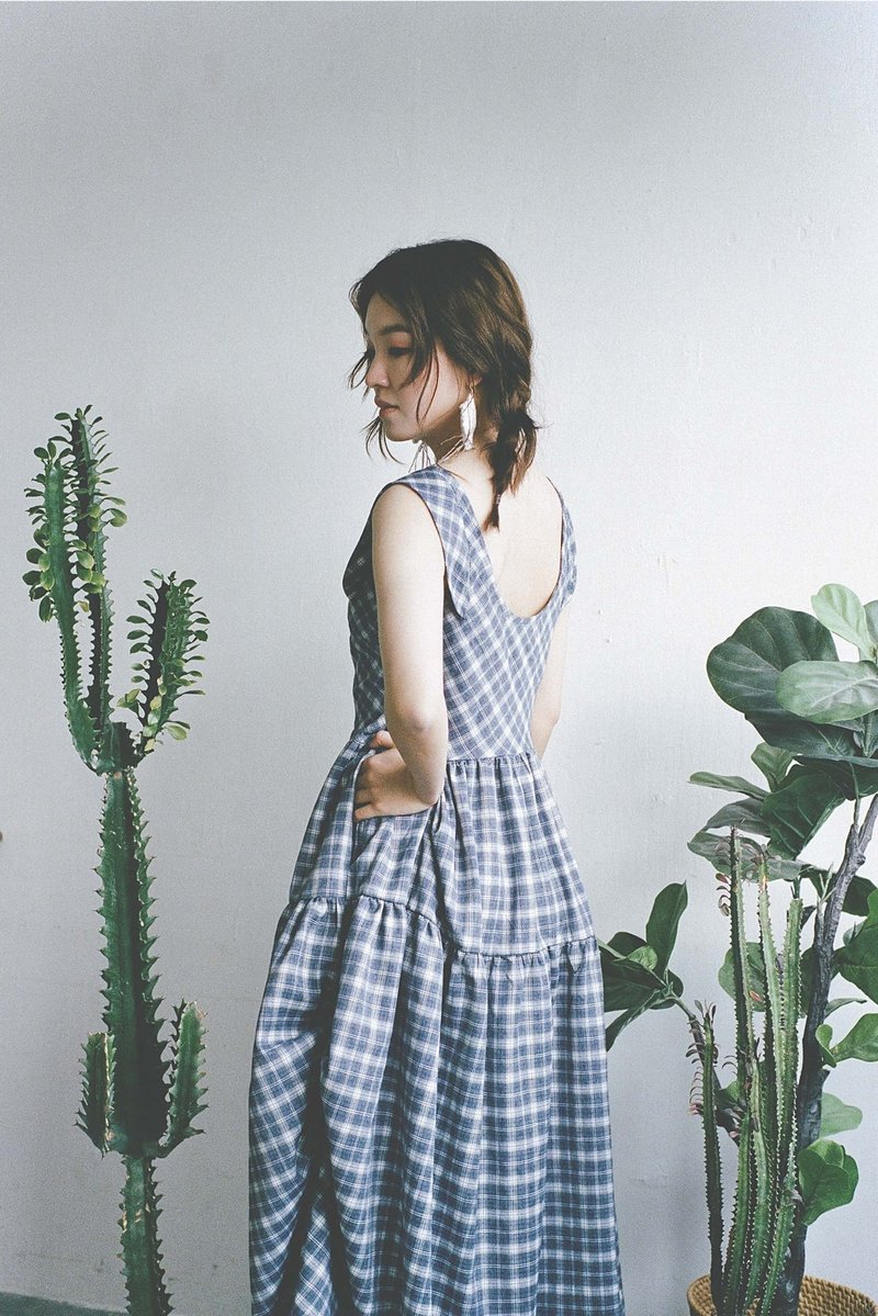 plaid sleeve dress 装饰格纹袖洋装 - 洋装/连衣裙 - 棉 蓝色