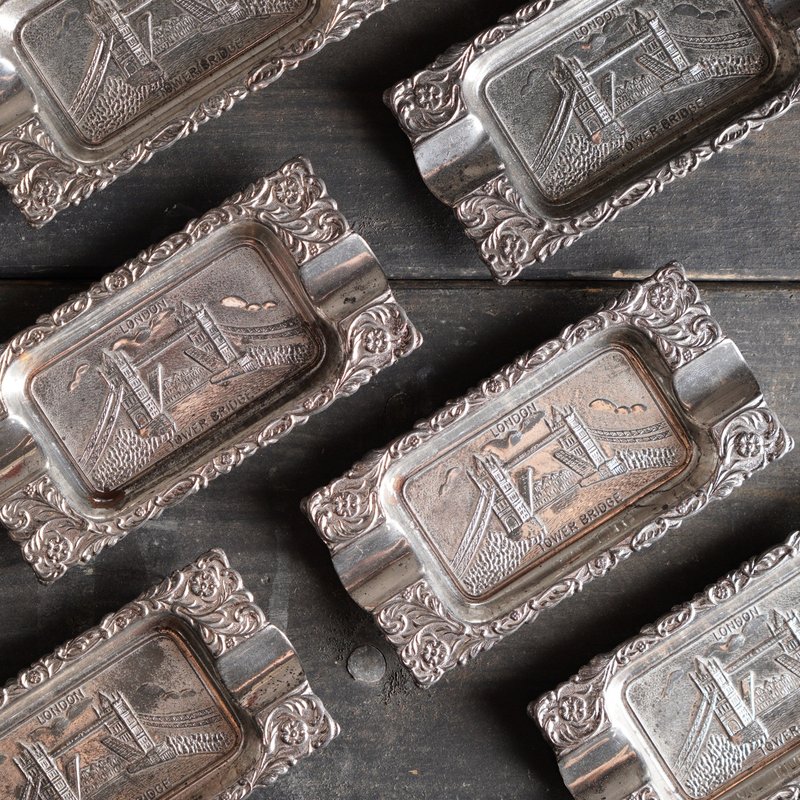 英国伦敦塔桥镀银菸灰缸 - 摆饰 - 其他金属 银色