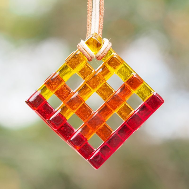 Sunbeams through the glass (Komorebi [Sunrise]) Necklace [Made to order] - 项链 - 玻璃 红色